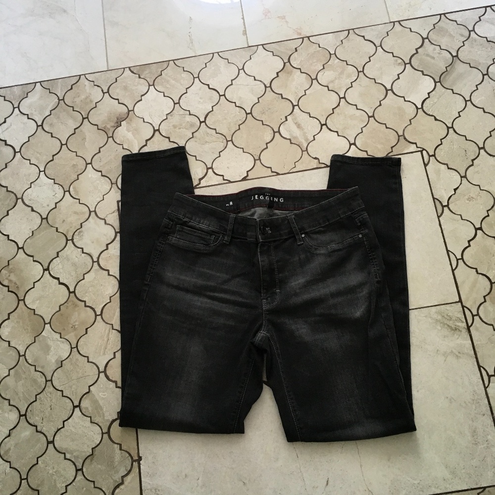 WHBM Black Jeggings